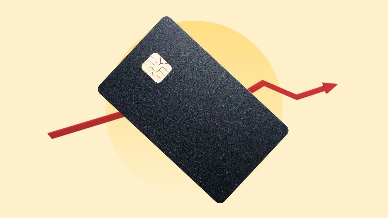 ‘The banks are going to make their money’: Experts weigh in on Trump’s credit card cap suggestion